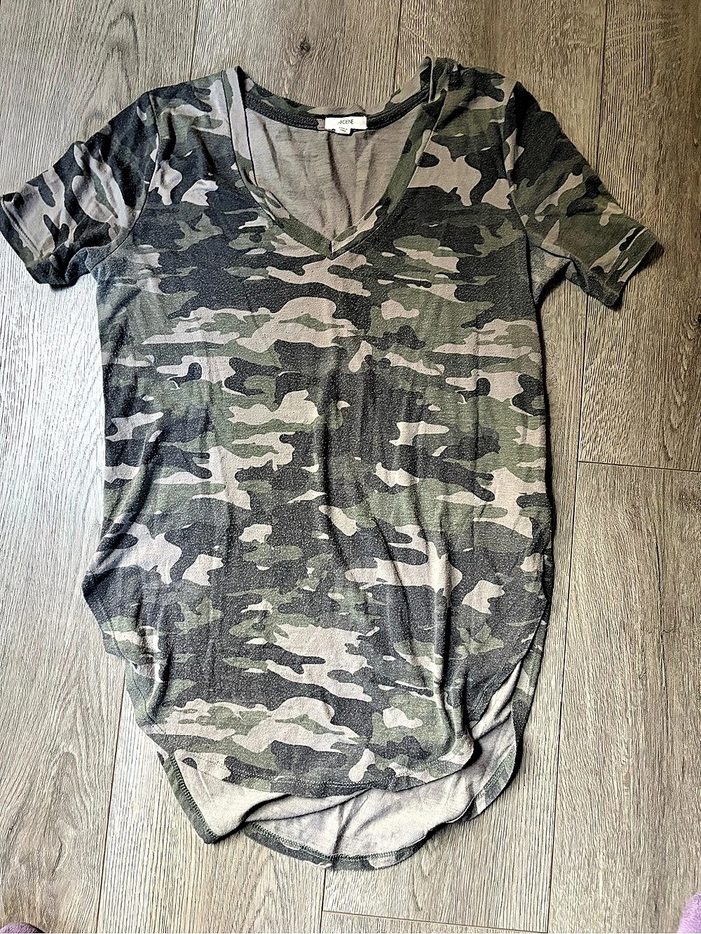 Camo Short Sleeve Top in Green & Gray